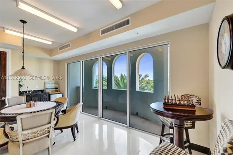 516 Hendricks Isle Fort Lauderdale FL 33301