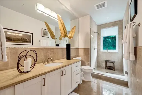 516 Hendricks Isle Fort Lauderdale FL 33301