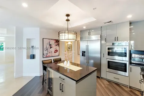 516 Hendricks Isle Fort Lauderdale FL 33301