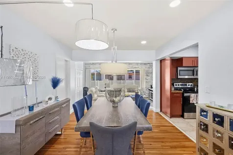 8631 SW 16th Terrace Miami FL 33155