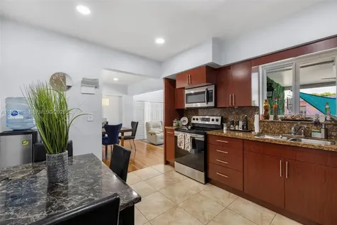 8631 SW 16th Terrace Miami FL 33155