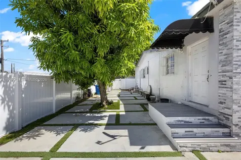 8631 SW 16th Terrace Miami FL 33155