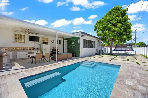 8631 SW 16th Terrace Miami FL 33155