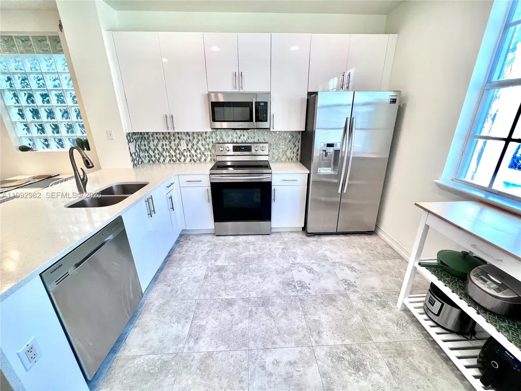 450 NE 2nd Avenue Fort Lauderdale FL 33301