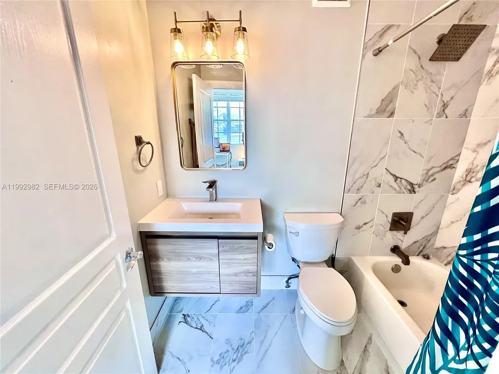 450 NE 2nd Avenue Fort Lauderdale FL 33301