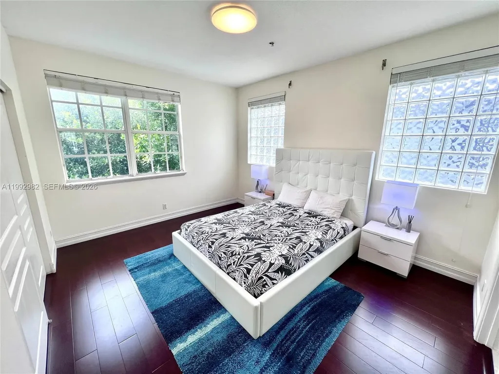 450 NE 2nd Avenue Fort Lauderdale FL 33301
