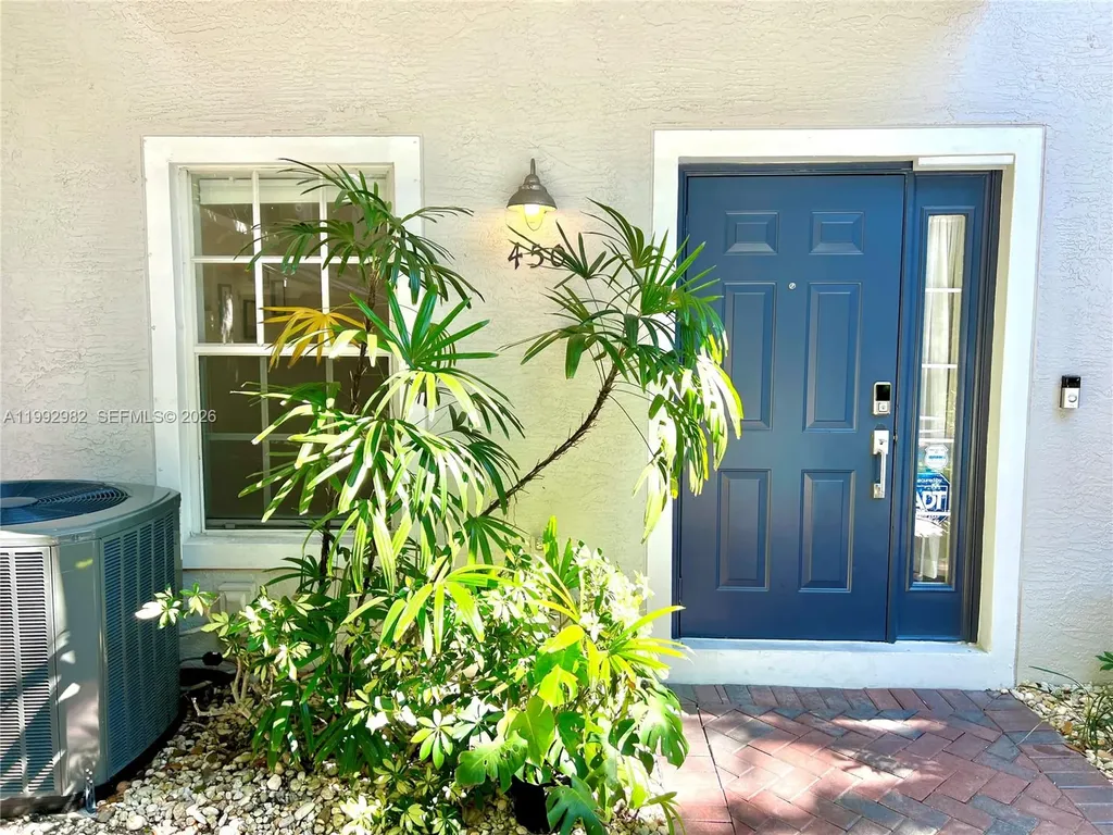 450 NE 2nd Avenue Fort Lauderdale FL 33301