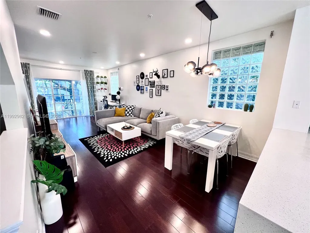 450 NE 2nd Avenue Fort Lauderdale FL 33301