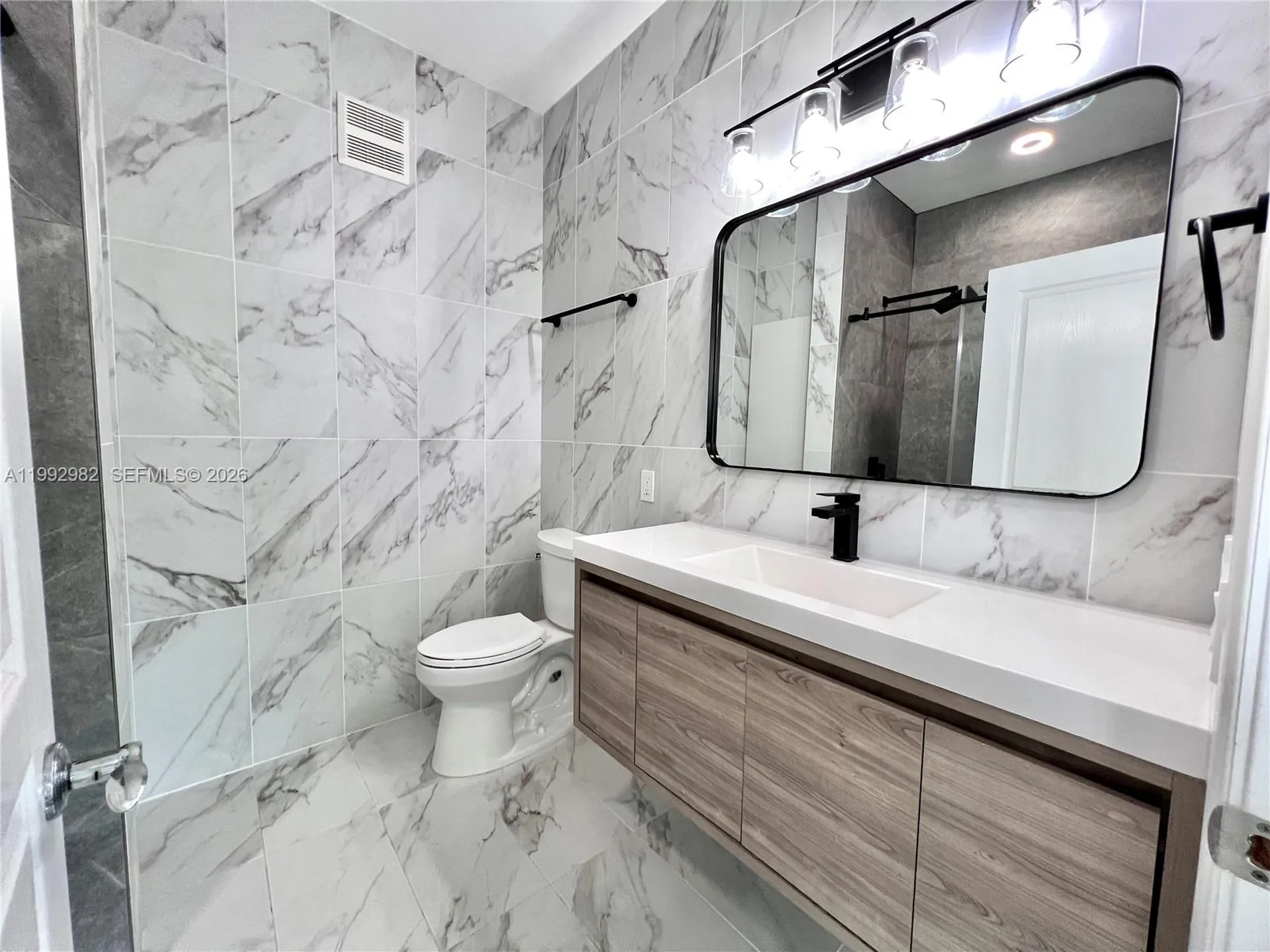 450 NE 2nd Avenue Fort Lauderdale FL 33301