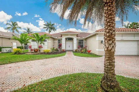16418 NW 14th Street Pembroke Pines FL 33028