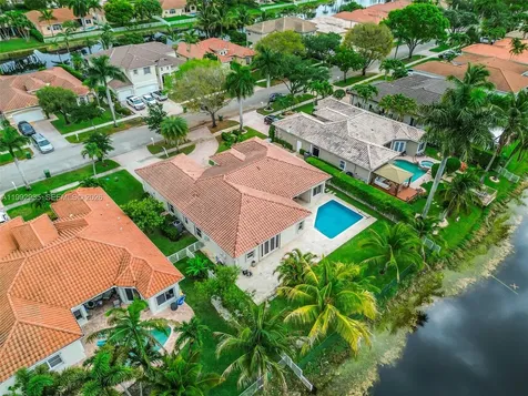 16418 NW 14th Street Pembroke Pines FL 33028