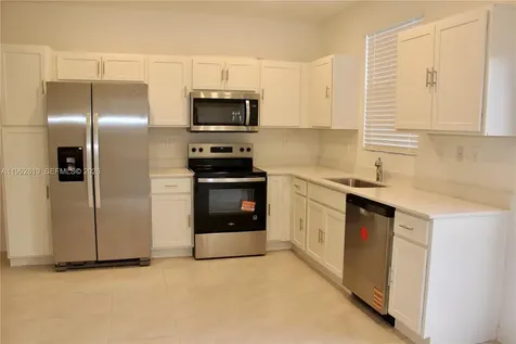 359 NE 16th Street Florida City FL 33034