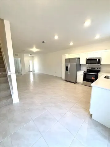 359 NE 16th Street Florida City FL 33034