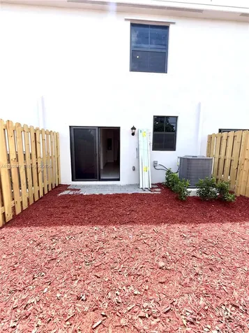 359 NE 16th Street Florida City FL 33034