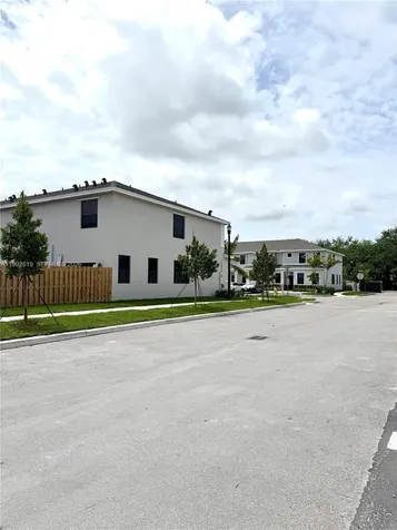 359 NE 16th Street Florida City FL 33034