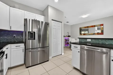 9807 NW 88th Terrace Doral FL 33178