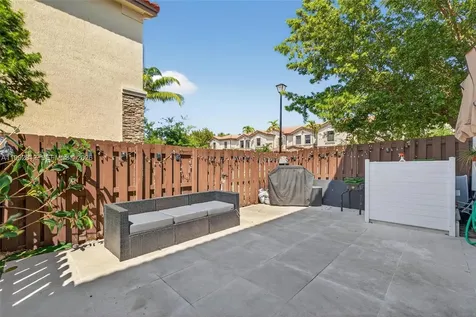 9807 NW 88th Terrace Doral FL 33178