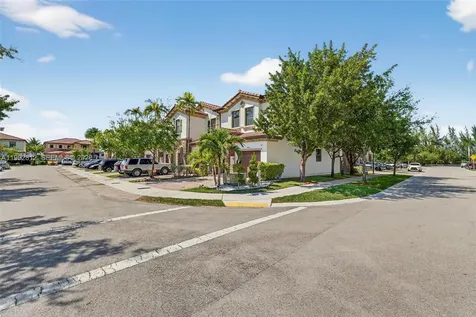 9807 NW 88th Terrace Doral FL 33178