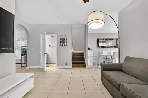 9807 NW 88th Terrace Doral FL 33178