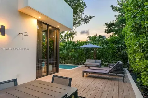121 2nd Dilido Terrace Share A Miami Beach FL 33139
