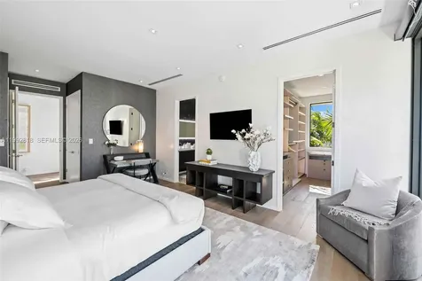 121 2nd Dilido Terrace Share A Miami Beach FL 33139
