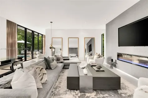 121 2nd Dilido Terrace Share A Miami Beach FL 33139
