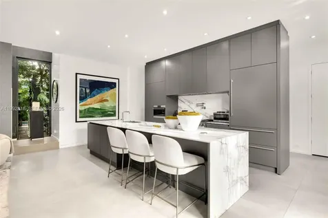 121 2nd Dilido Terrace Share A Miami Beach FL 33139