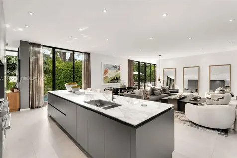 121 2nd Dilido Terrace Share A Miami Beach FL 33139