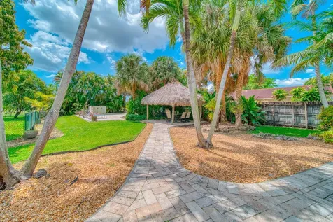 7320 SW 100th Court Miami FL 33173