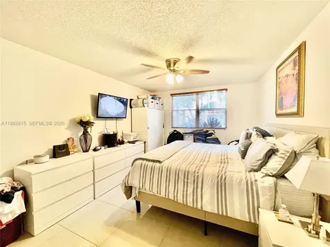 8255 Lake Drive Doral FL 33166