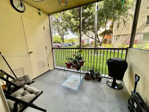 8255 Lake Drive Doral FL 33166