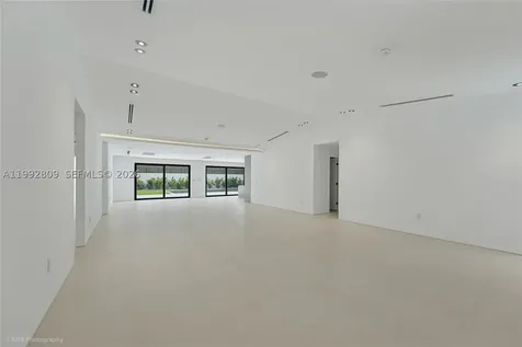 21490 Highland Lakes Boulevard Miami FL 33179