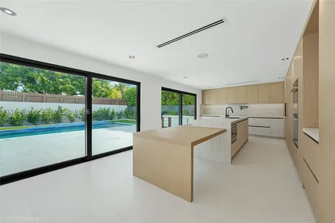 21490 Highland Lakes Boulevard Miami FL 33179