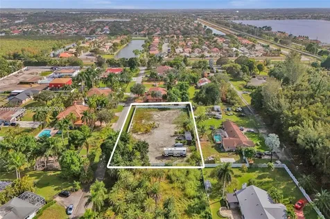 19730 SW 14th Street Pembroke Pines FL 33029