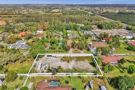 19730 SW 14th Street Pembroke Pines FL 33029