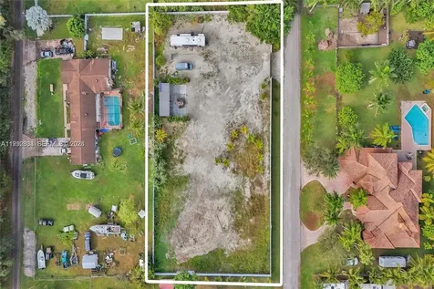 19730 SW 14th Street Pembroke Pines FL 33029
