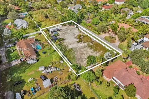 19730 SW 14th Street Pembroke Pines FL 33029