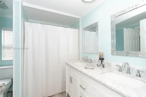 8243 Pinetree Lane Other City - In The State Of Florida FL 34224