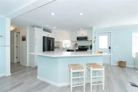 8243 Pinetree Lane Other City - In The State Of Florida FL 34224