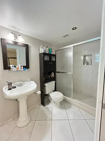 17000 NW 67th Avenue Hialeah FL 33015