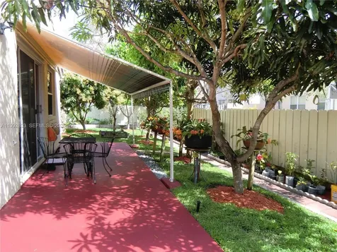 1593 NW 158th Avenue Pembroke Pines FL 33028