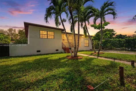 6336 SW 9th Street West Miami FL 33144