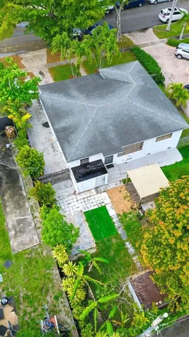 6336 SW 9th Street West Miami FL 33144