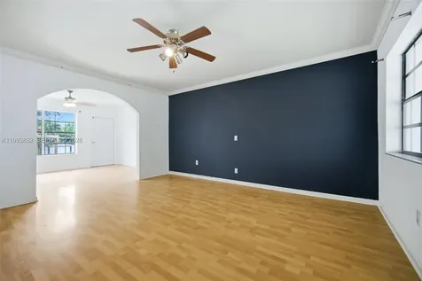 6336 SW 9th Street West Miami FL 33144
