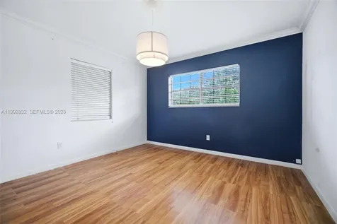 6336 SW 9th Street West Miami FL 33144