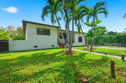 6336 SW 9th Street West Miami FL 33144