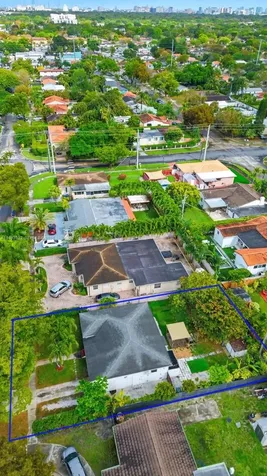 6336 SW 9th Street West Miami FL 33144