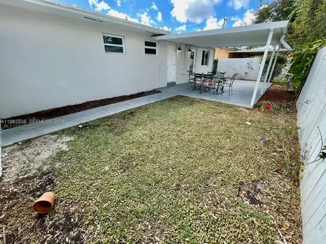 7023 SW 2nd Street Miami FL 33144