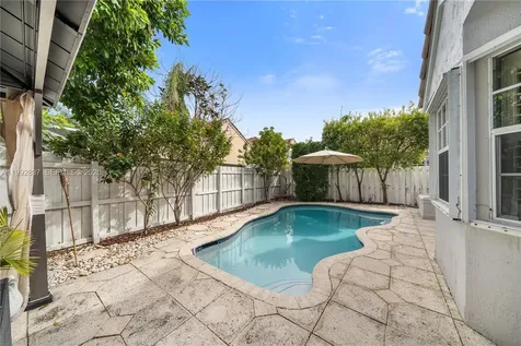 366 Bedford Avenue Weston FL 33326