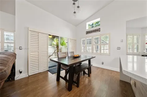 366 Bedford Avenue Weston FL 33326